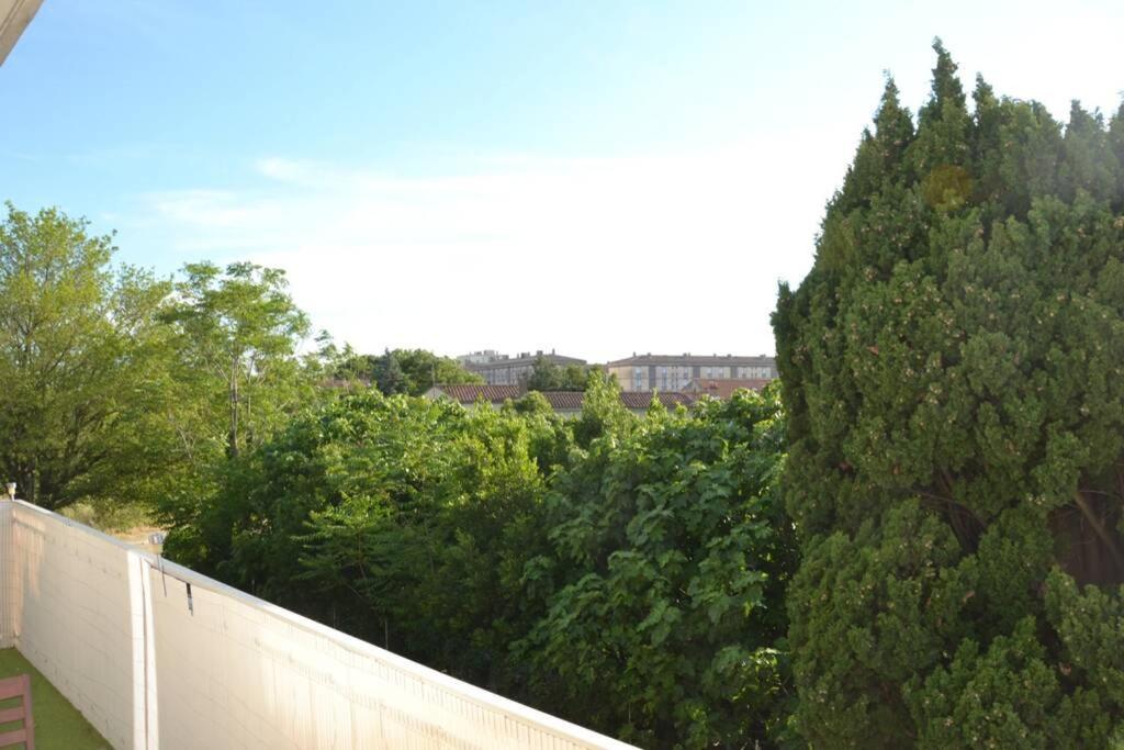 Appartement Lumineux Et Calme Avec Terrasse Авиньон Екстериор снимка