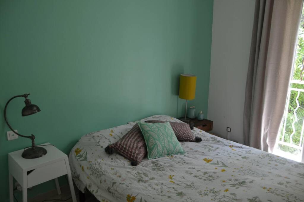 Appartement Lumineux Et Calme Avec Terrasse Авиньон Екстериор снимка